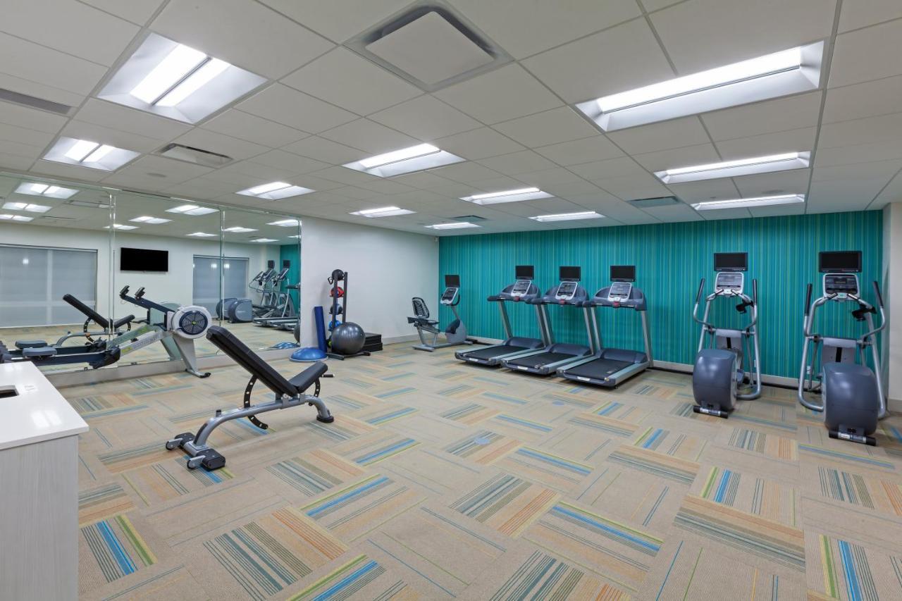 Holiday Inn Express & Suites Tulsa South - Woodland Hills By Ihg Екстериор снимка