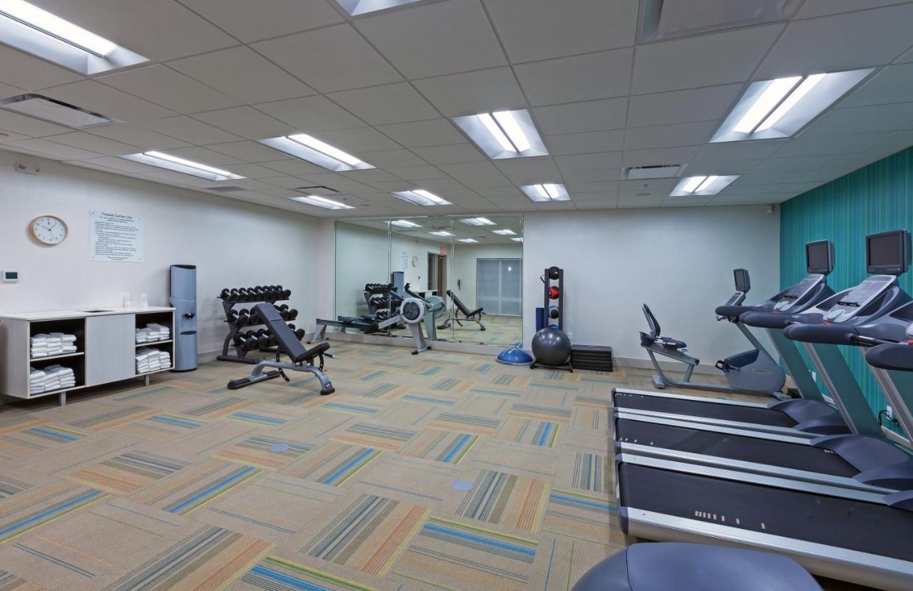 Holiday Inn Express & Suites Tulsa South - Woodland Hills By Ihg Екстериор снимка