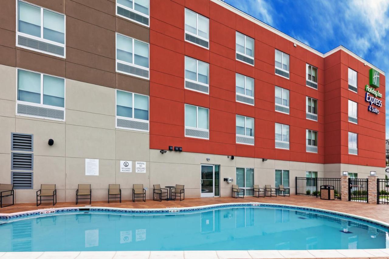 Holiday Inn Express & Suites Tulsa South - Woodland Hills By Ihg Екстериор снимка
