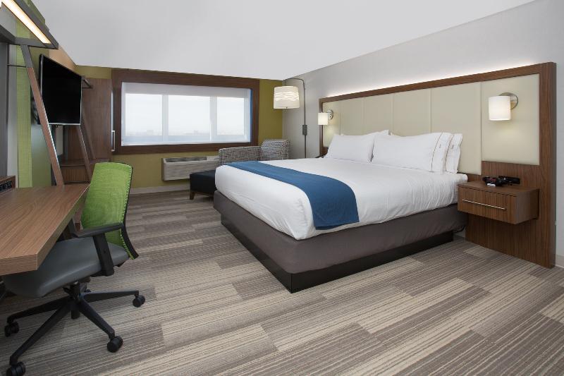 Holiday Inn Express & Suites Tulsa South - Woodland Hills By Ihg Екстериор снимка