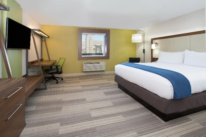Holiday Inn Express & Suites Tulsa South - Woodland Hills By Ihg Екстериор снимка